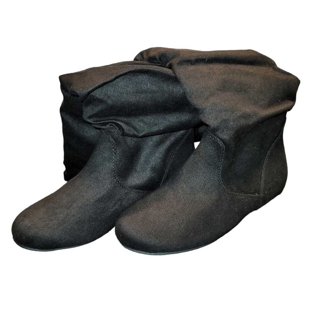 Boots women's size 5.5 Black